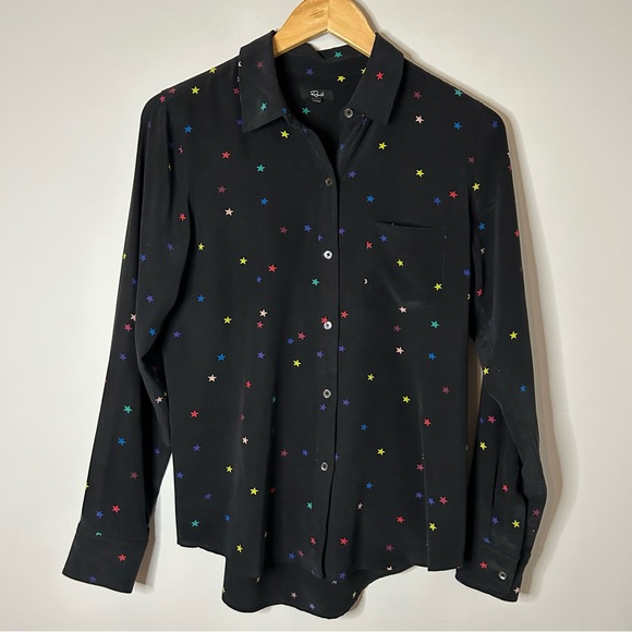 Rails Kate Star Print Silk Blouse In Rainbow Stars Black - Picture 1 of 9